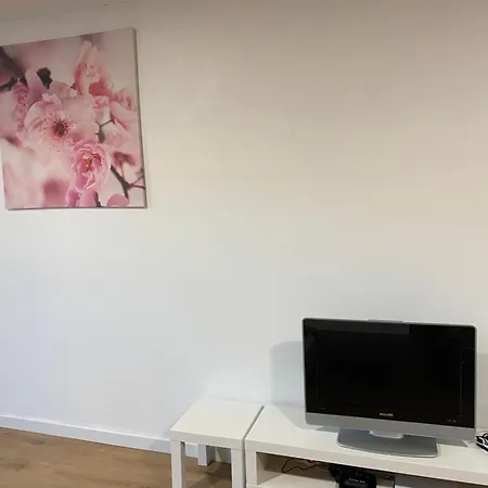 Les Coquelicots Apartment